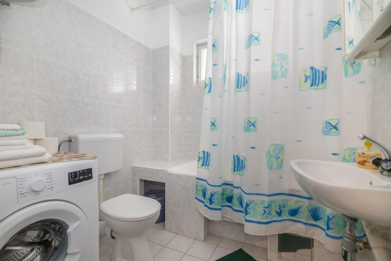 Apartment Ante Makarska Buitenkant foto